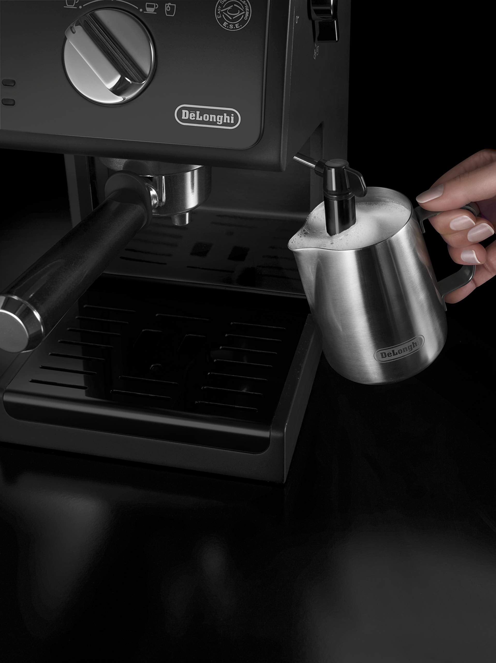 Machine à expresso, Porte-filtre avec finition aluminium, Noir