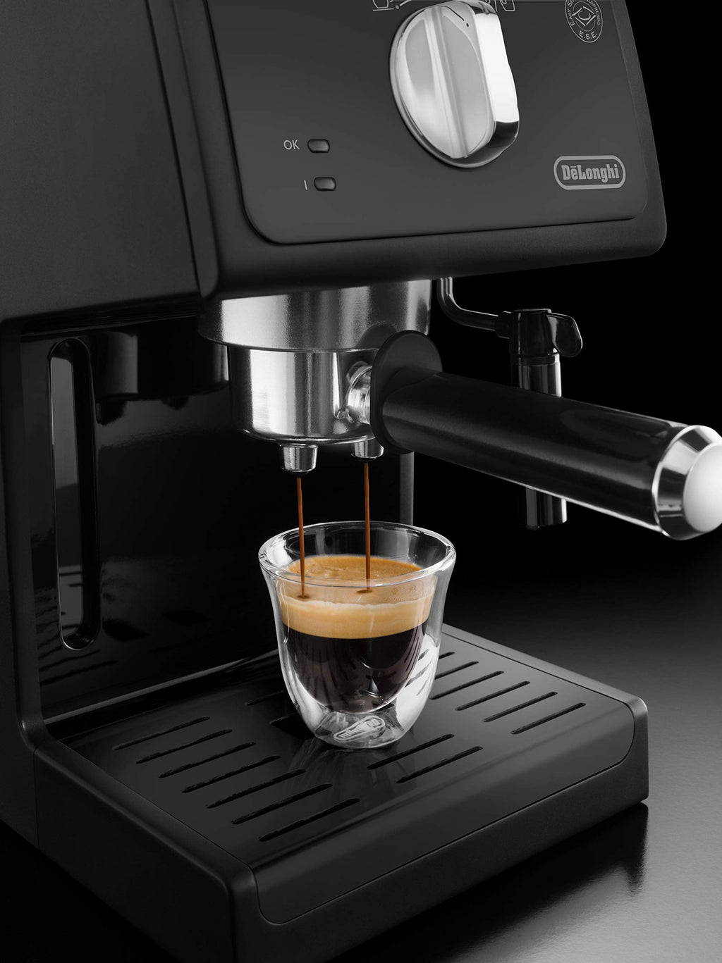 Machine à expresso, Porte-filtre avec finition aluminium, Noir