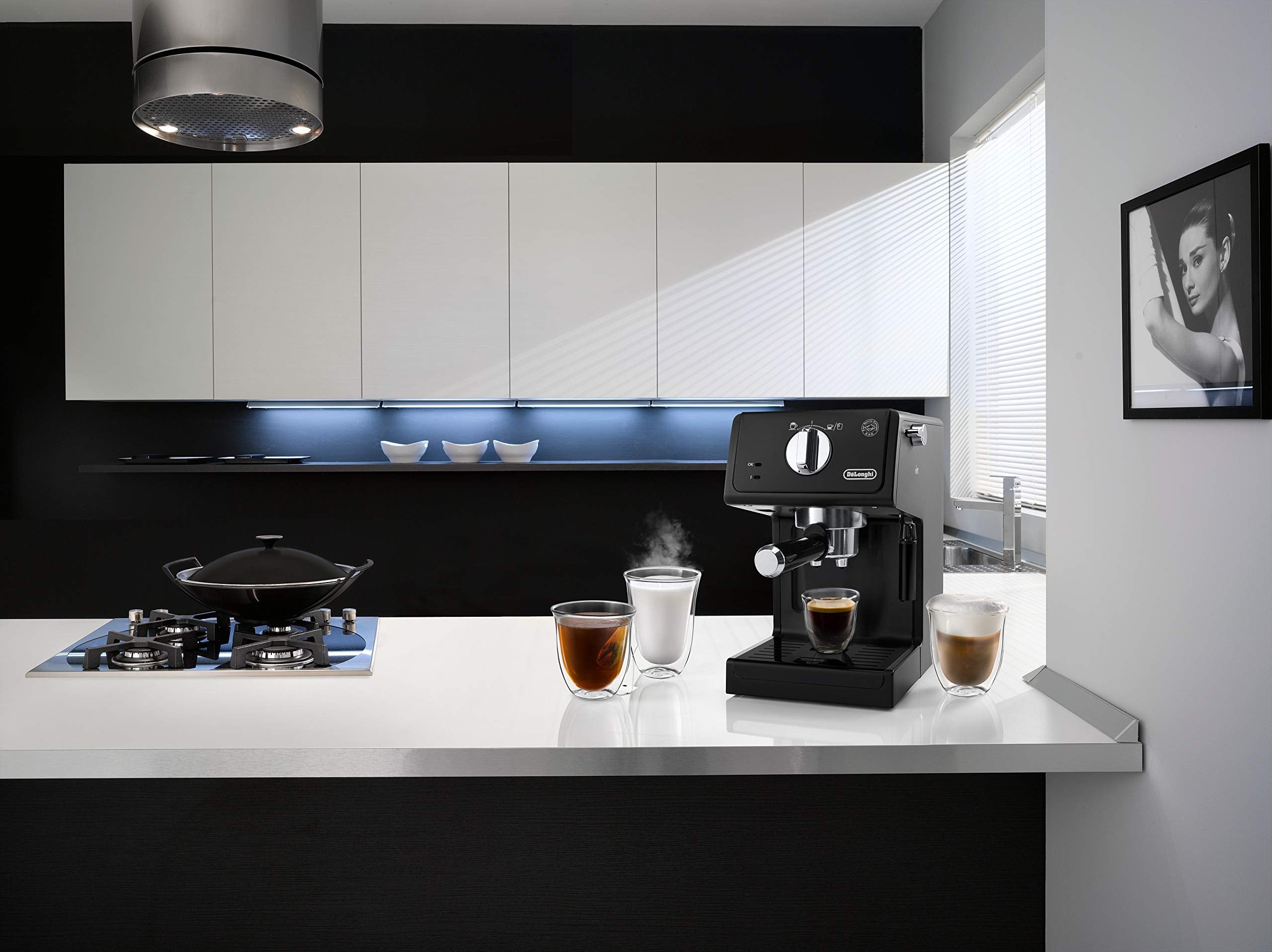 Machine à expresso, Porte-filtre avec finition aluminium, Noir